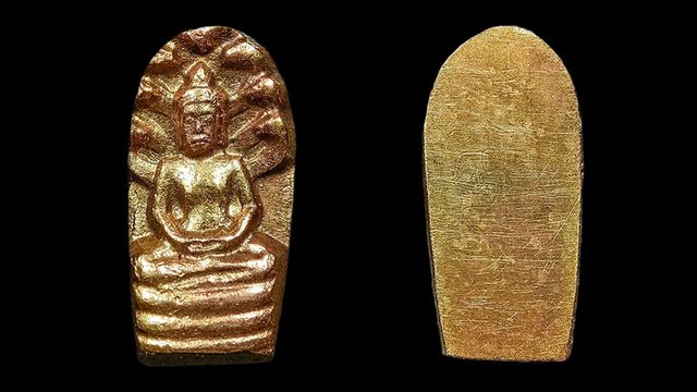 พระปรกใบมะขาม เนื้อทองคำ วัดท้ายตลาด องค์งาม สมบูรณ์ พบน้อยนับองค์ได้ ราคาหลักล้าน